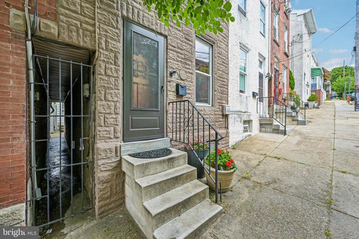 Photo of 3721 Stanton Street