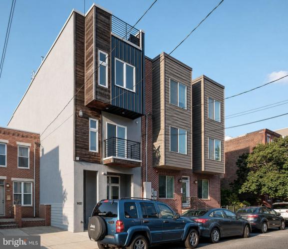 Photo of 1637 Carpenter Street