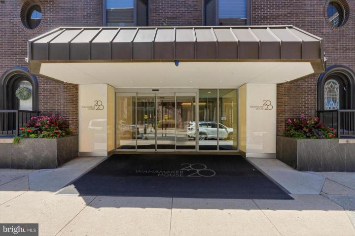 Photo of 2018 Walnut Street 23f