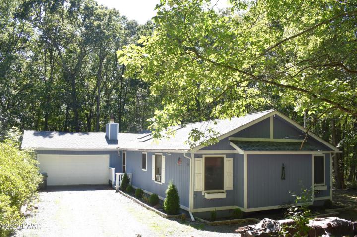 Photo of 105 Lakeview Terrace, Blooming Grove PA