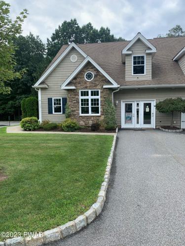 Photo of 110 Braeburn Path, Matamoras PA