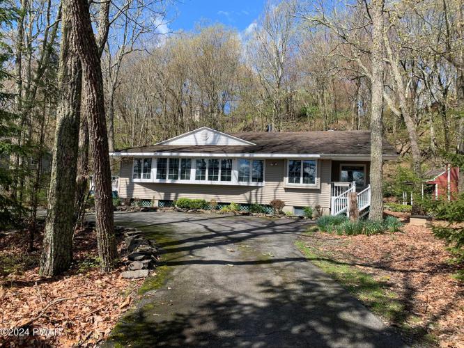 Photo of 112 Lookout Drive, Blooming Grove PA