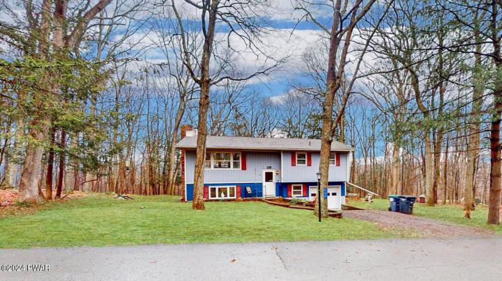 Photo of 134 Sunnylands Road, Milford PA