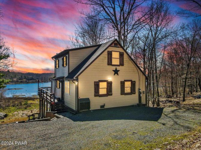Photo of 134 Upper Lakeview Drive, Lackawaxen PA