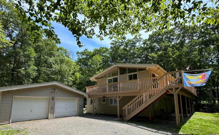 Photo of 105 Canoebrook Drive, Blooming Grove PA
