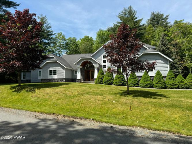 Photo of 109 Winding Wall Drive, Lackawaxen PA