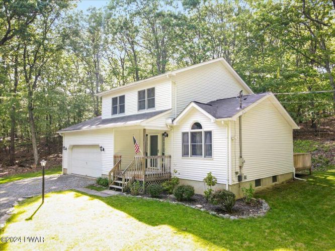 Photo of 153 Columbine Lane, Milford PA
