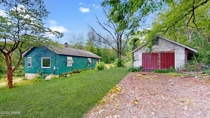 Photo of 136 Heaters Hill Road, Matamoras PA