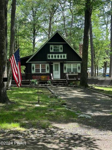 Photo of 104 Red Squirrel Court, Delaware PA