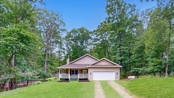 Photo of 105 Paper Birch, Palmyra PA