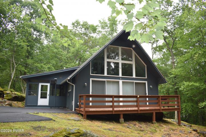 Photo of 138 Long Ridge Drive, Blooming Grove PA