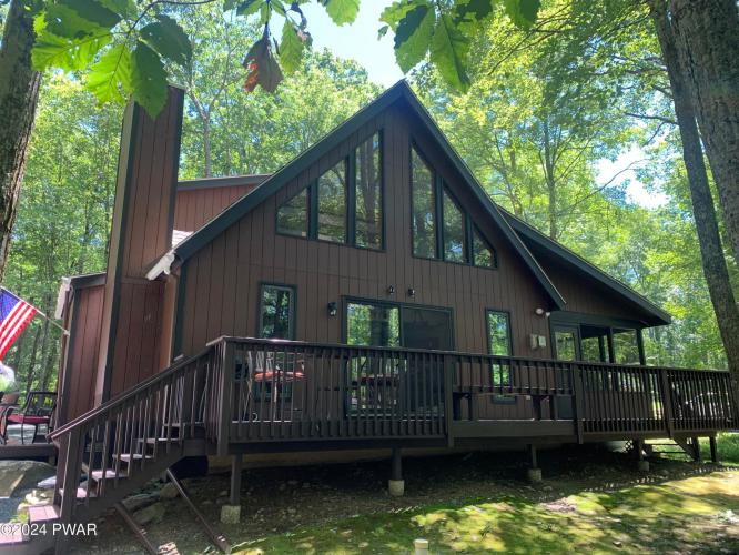 Photo of 210 Canterbrook Drive, Blooming Grove PA