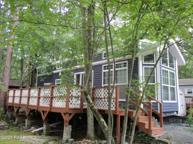 Photo of 131 Bobcat Drive, Milford PA