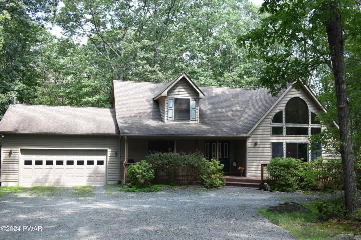 Photo of 802 Mountain View Court, Blooming Grove PA