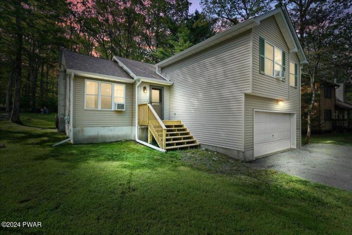Photo of 107 Adrienne Court, Delaware PA