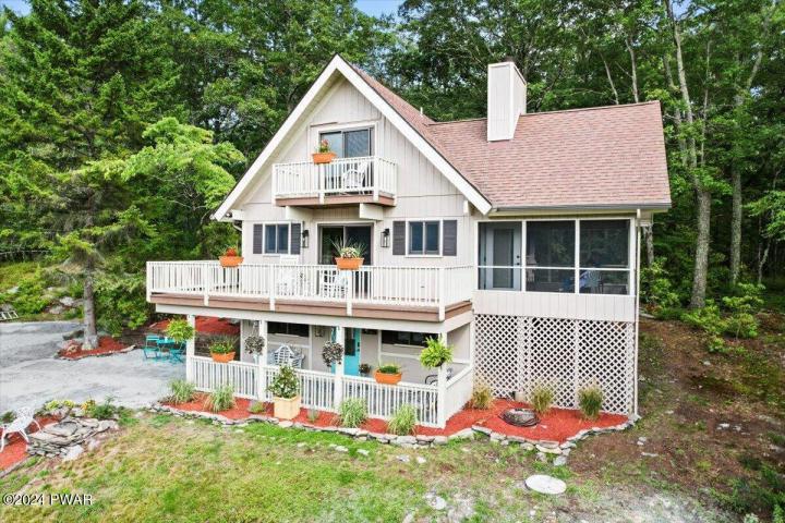 Photo of 805 Main Court, Blooming Grove PA