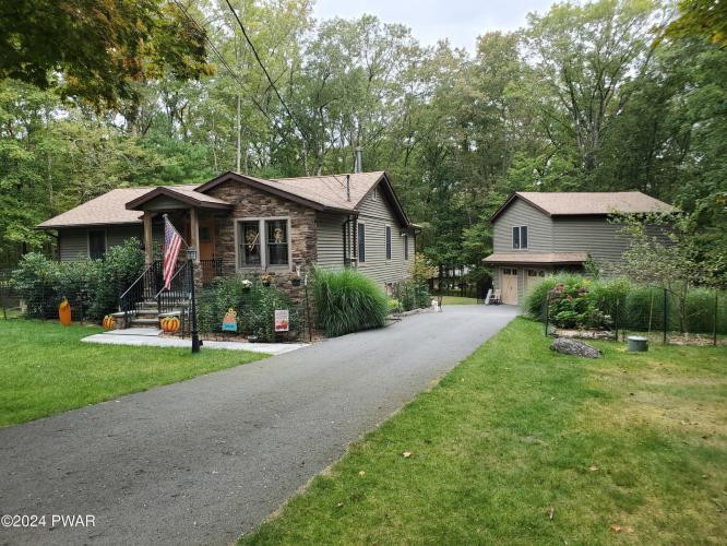 Photo of 185 Laurel Circle, Lackawaxen PA