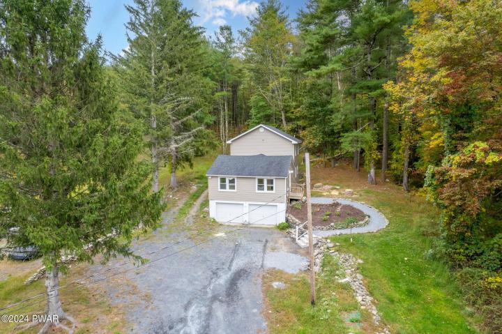 Photo of 144 Log Tavern Road, Milford PA