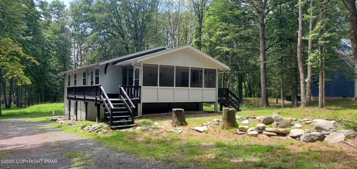 Photo of 4932 Pine Ridge Drive, Bushkill PA