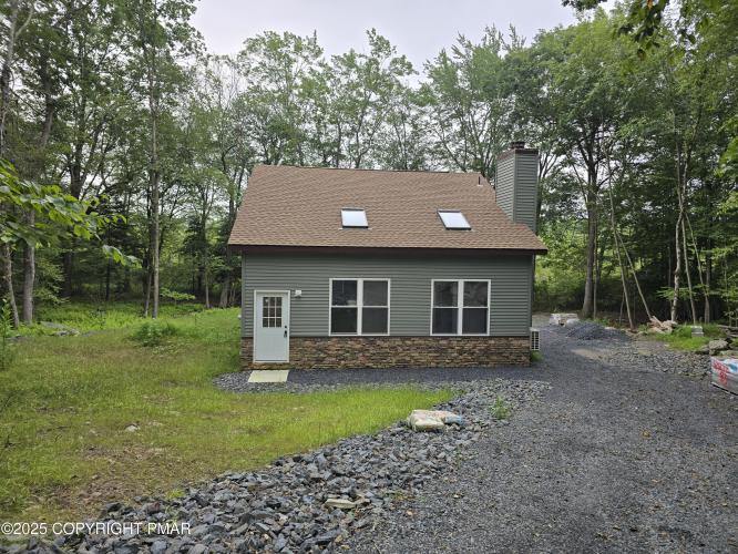 Photo of 371 Underhill Drive, Tamiment PA