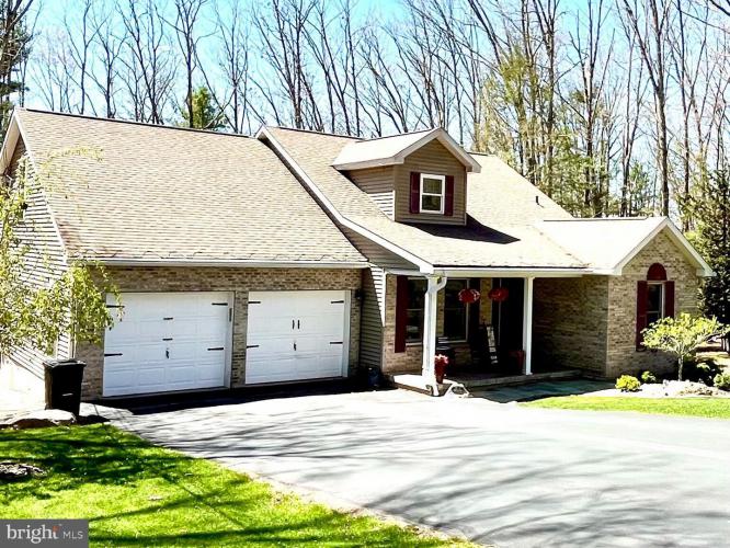 Photo of 118 Arapahoe Lane, Hazleton PA