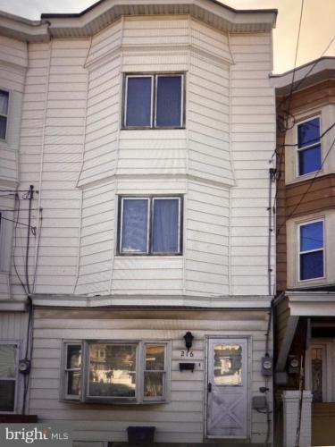 Photo of 216 E Lloyd Street