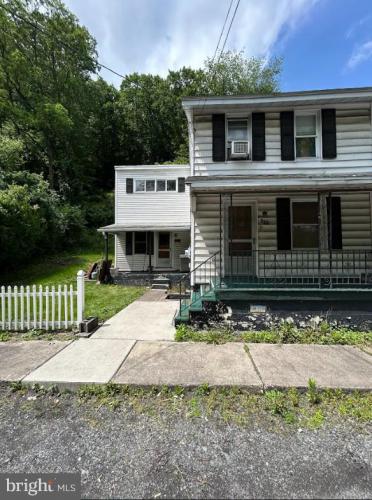 Photo of 523 W Mahanoy Avenue, Girardville PA