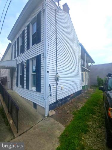 Photo of 118 S 3rd Street, Pottsville PA
