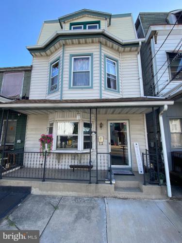 Photo of 328 Dock Street, Schuylkill Haven PA
