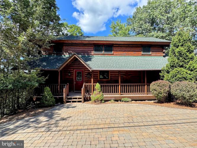 Photo of 114 S Summit Road, Hazleton PA