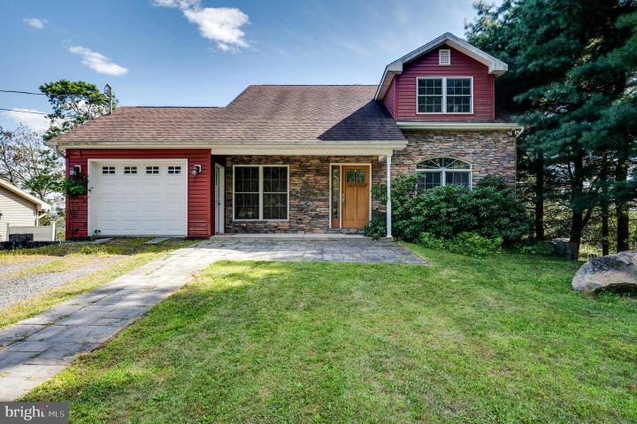 Photo of 220 California Avenue, Shenandoah PA