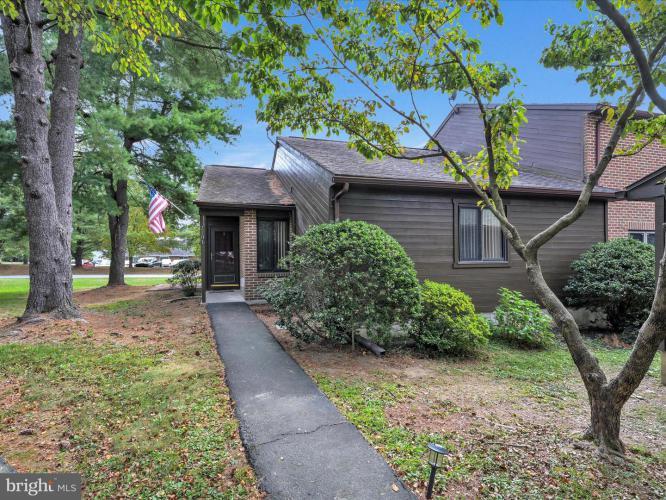 Photo of 2101 village road, orwigsburg