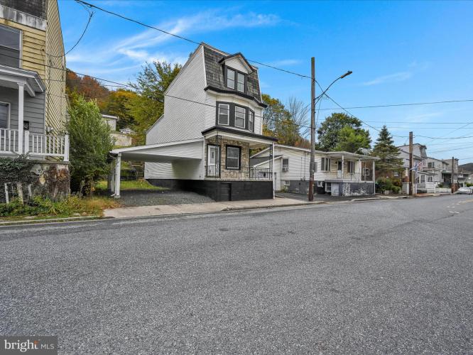 Photo of 344 E Bacon Street, Pottsville PA