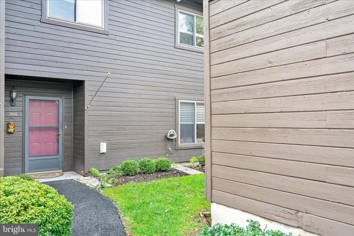 Photo of 904 village road, orwigsburg