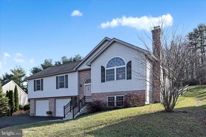 Photo of 686 wynonah drive, auburn