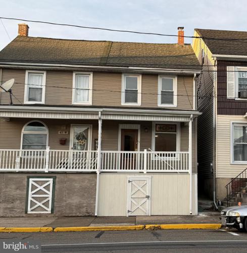 Photo of 45 w grand avenue, tower city