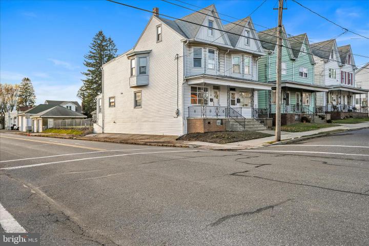 Photo of 52 s 2nd street, frackville