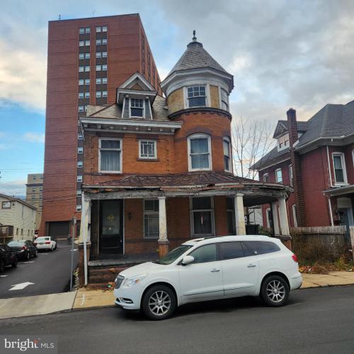 Photo of 221 cedar street, tamaqua