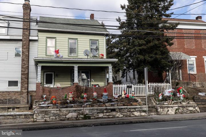 Photo of 214 center avenue, schuylkill haven