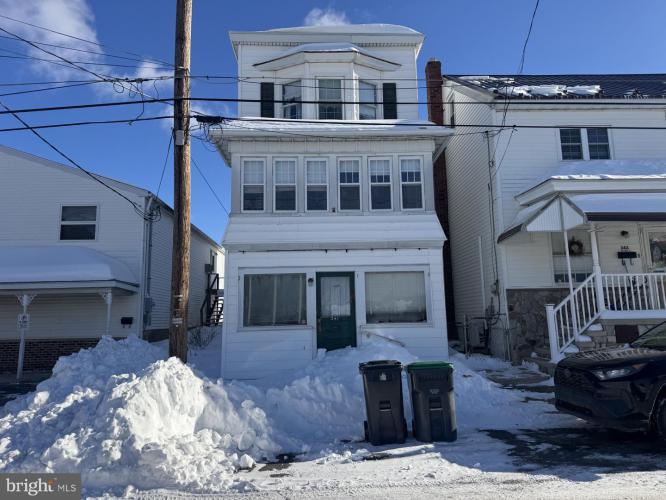 Photo of 341 s middle street, frackville