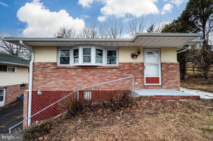 Photo of 1938 High Park Manor, Pottsville PA