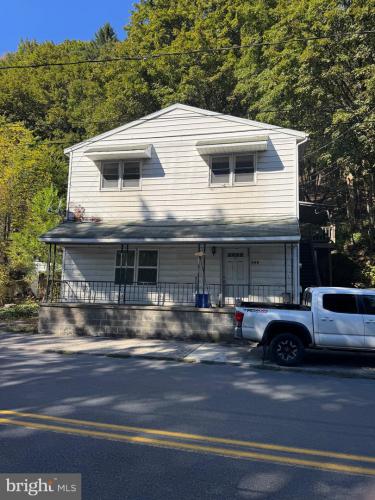 Photo of 304 E Mahanoy Avenue