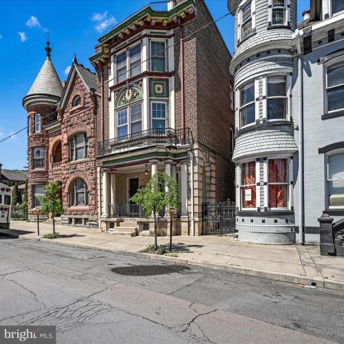 Photo of 431 Centre Street, Ashland PA