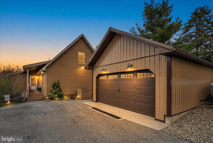 Photo of 464 Wynonah Drive, Auburn PA