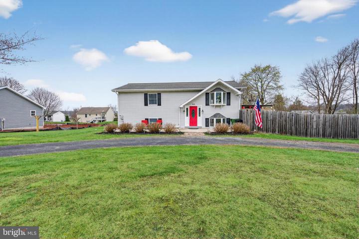 Photo of 1360 Stag Drive