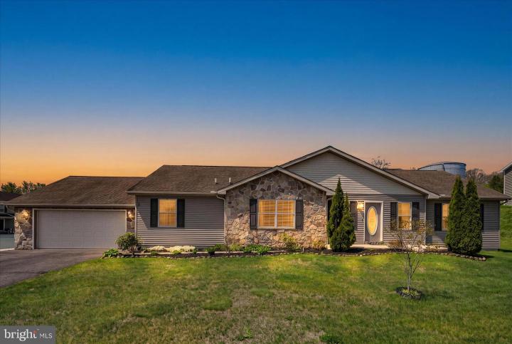 Photo of 12 Hillside Vista Drive