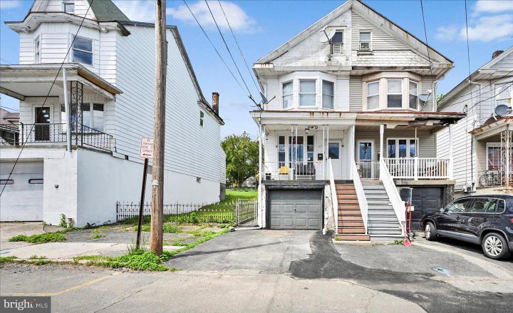 Photo of 185 Virginia Avenue