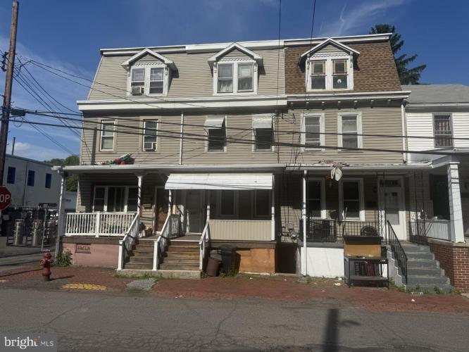 Photo of 203 s delaware avenue, minersville