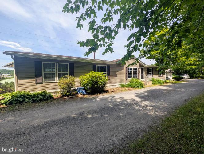 Photo of 180 St Clair Avenue, Pottsville PA