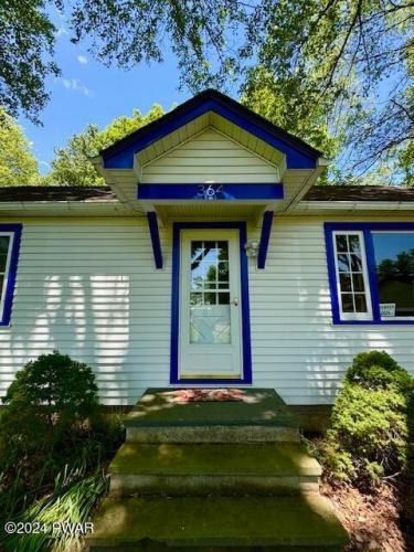 Photo of 364 East Shore Drive, Lake PA